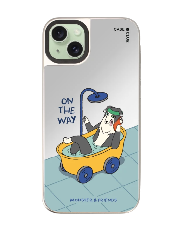 iphone 15 plus mirror magsafe monster & friends on the way