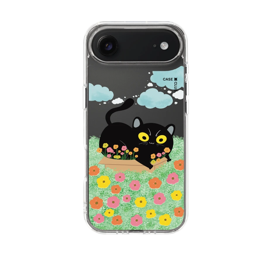 garden black cat
