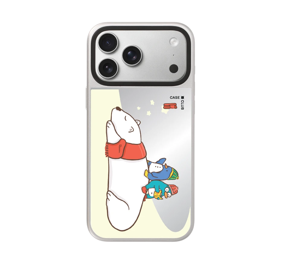 หมีขั้วโลกนอนเล่นกันเพื่อนเพนกวิน